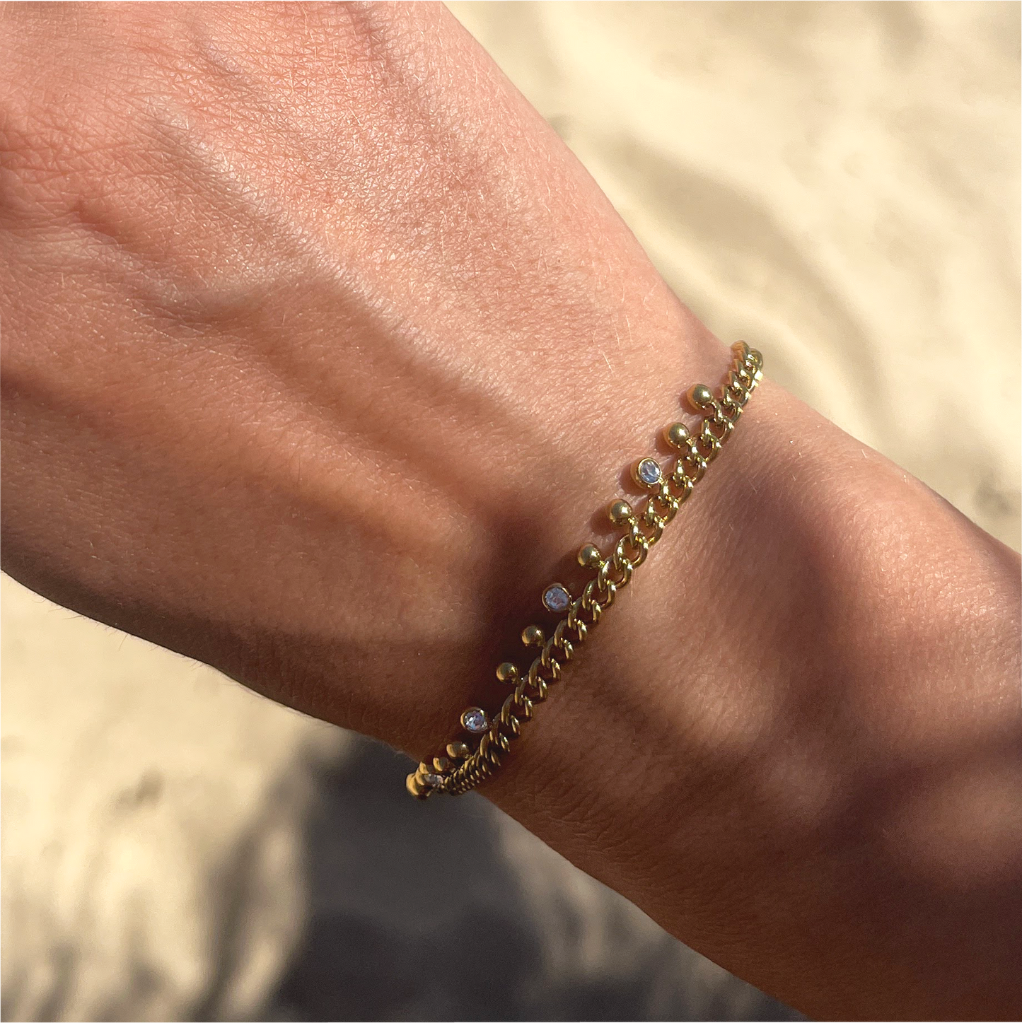 Zartes Zirkonia- Charm-Armband