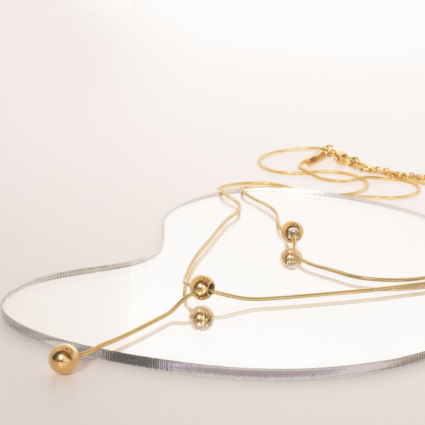 Zarte Layer-Halskette mit Y-Anhänger