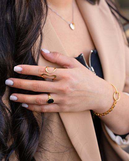 Елегантна каблучка "Нескінченність"