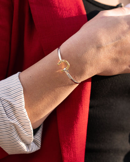 Fortuna - Armreif in Hufeisen-Form